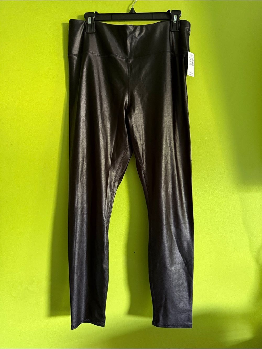 NWT Maurices Black Wet Look Leggings Size L